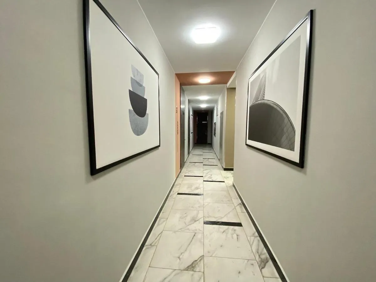 Whitehome In Panorama Park Asztana